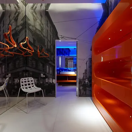 Hotel Th Street 4*