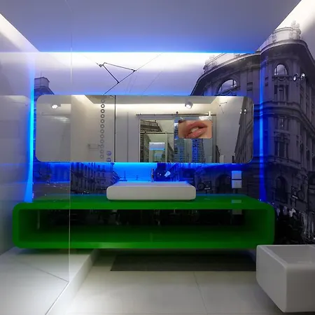 Hotel Th Street