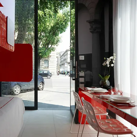 Th Street Milan