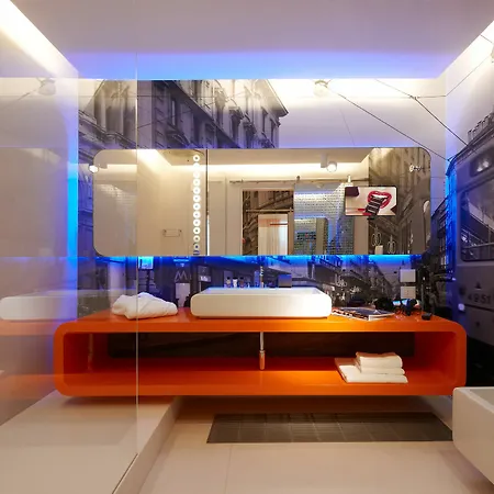 Hotel Th Street Mediolan